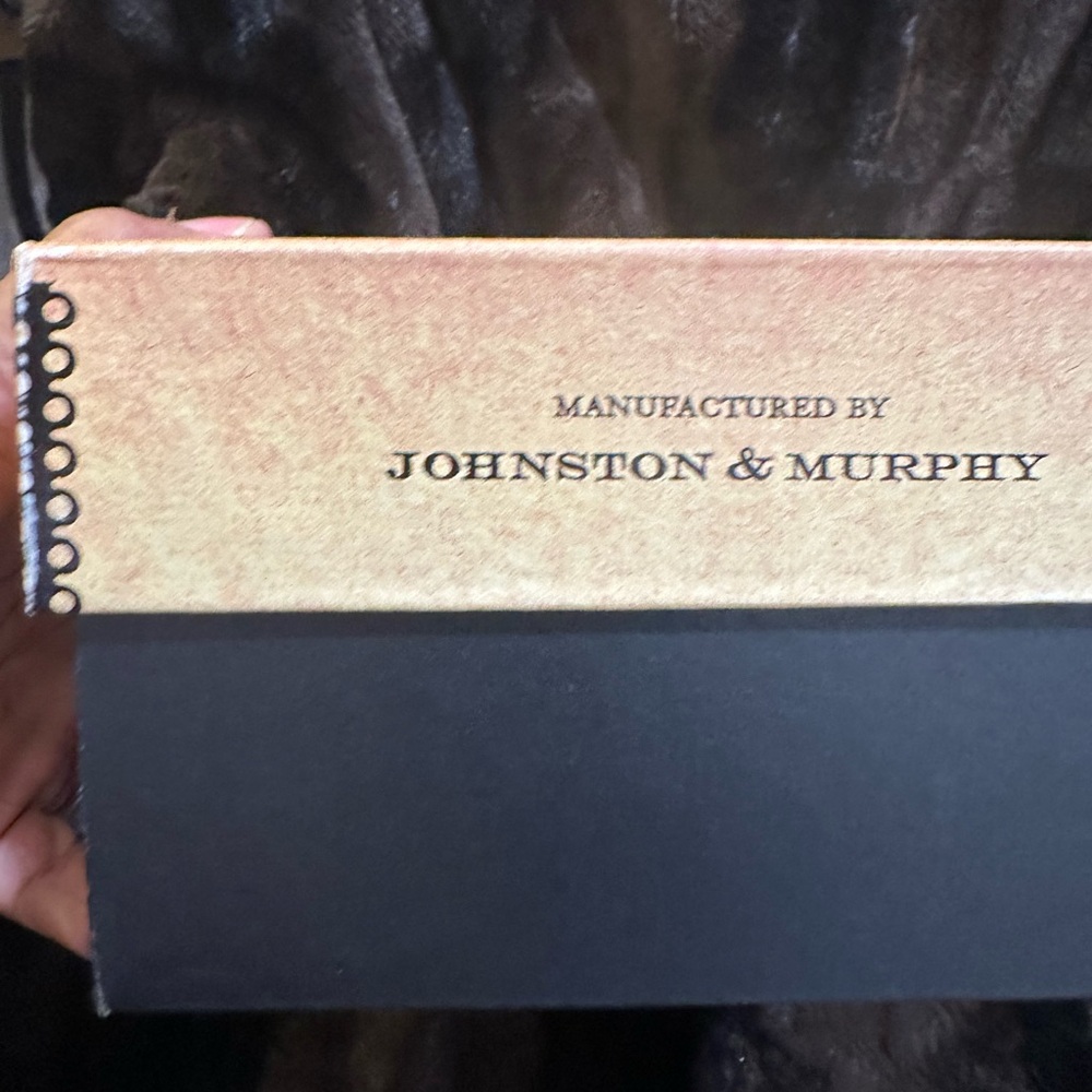 Johnst &Murphy 1850 Allister Brown Wingtips - Picture 6 of 6